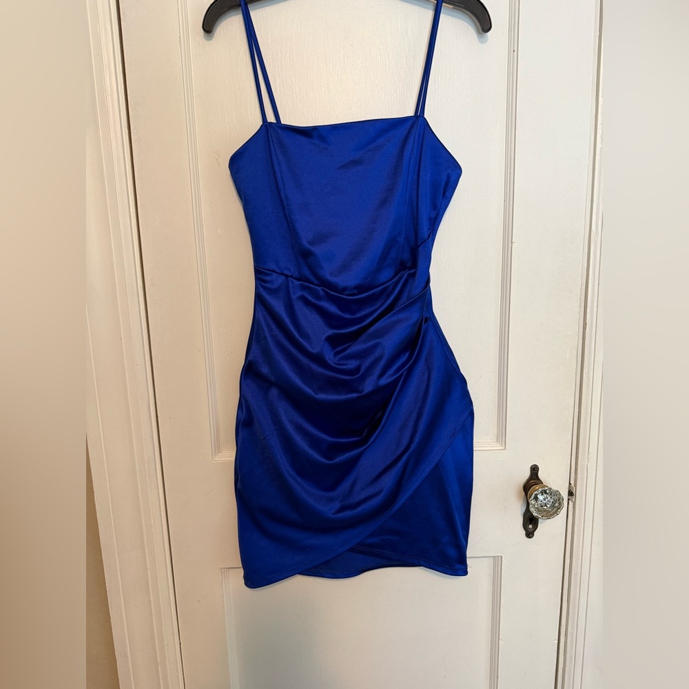 Short dress